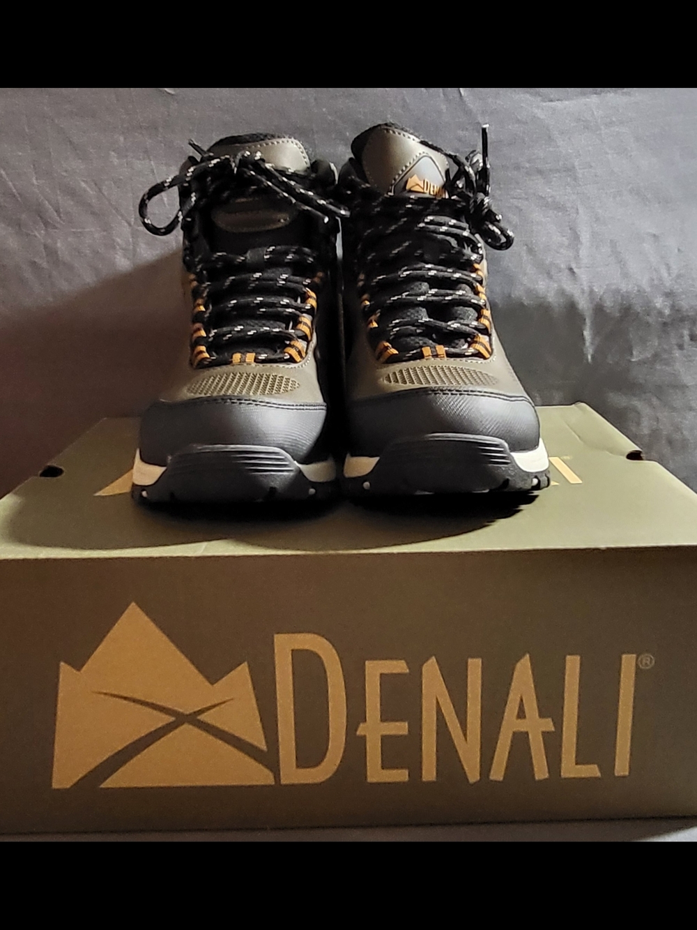 Denali Men's Black and Olive Utility Trail Boots